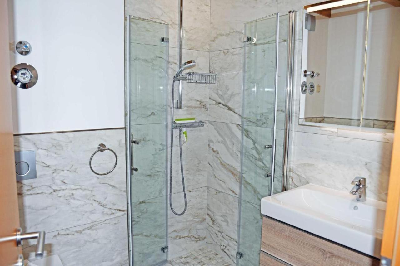Ferienwohnung Selliner Strand Bagian luar foto