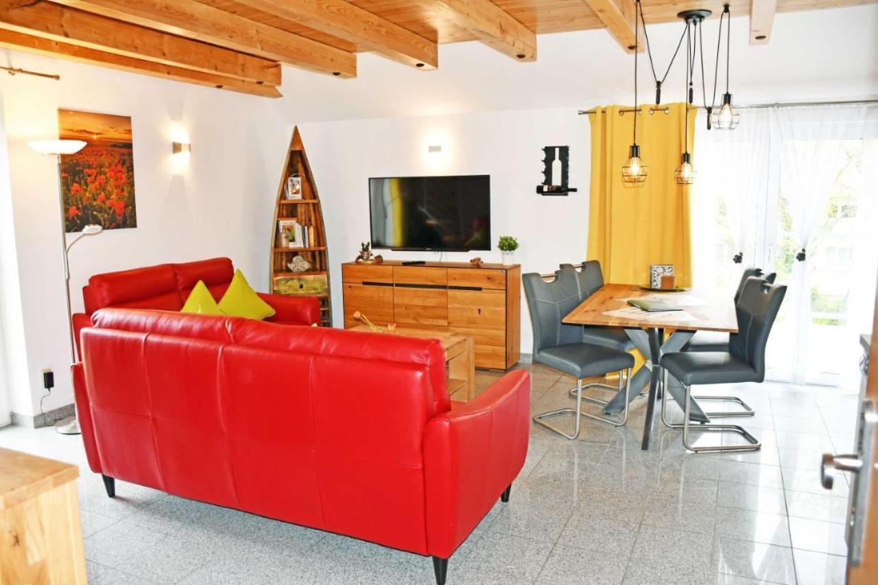 Ferienwohnung Selliner Strand Bagian luar foto